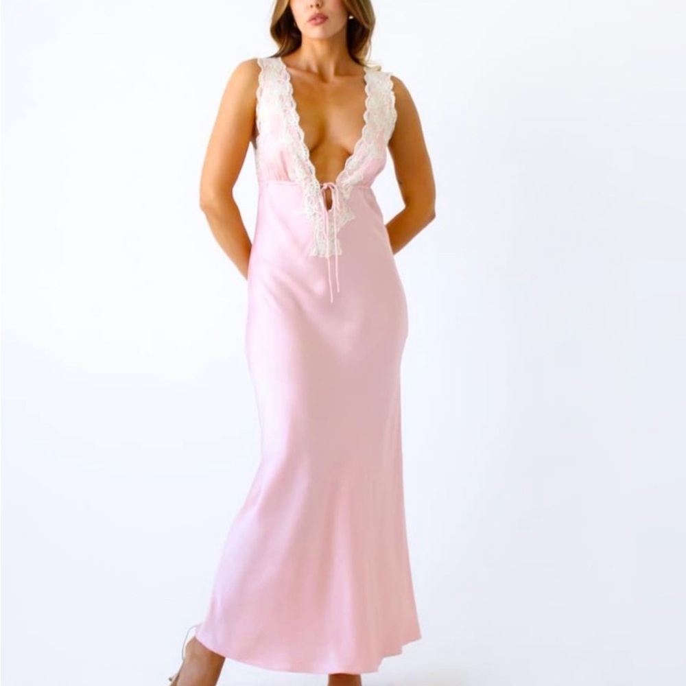 Rumored Pink Backless Lace Dress